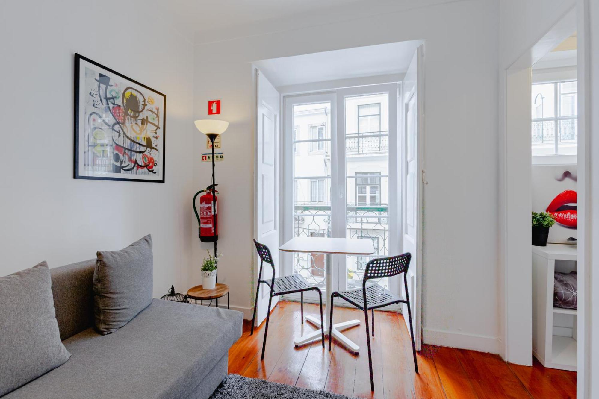 Visit Lisbon 4Fun - Anjos Apartment Екстериор снимка